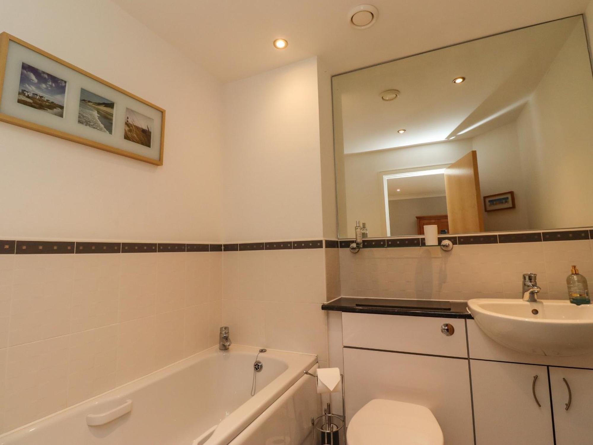 Puffin View Apartment Seahouses Bagian luar foto